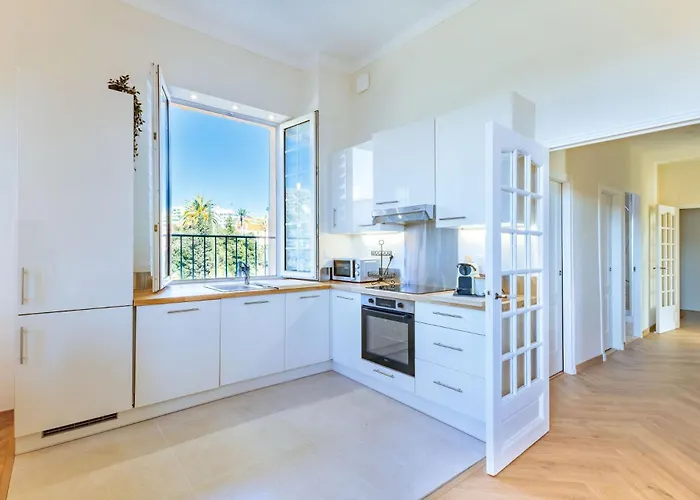 Saint Henry Vue By Halldis Apartment *