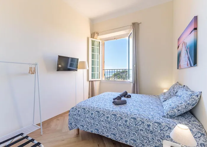 Saint Henry Vue By Halldis Apartmán *